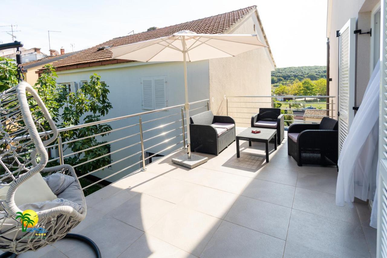 Villa Green Palm Vrsar Dış mekan fotoğraf